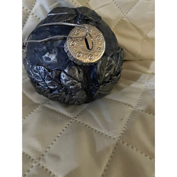 Handmade Ornament Midnight Blue and Silver - Picture 6 of 6